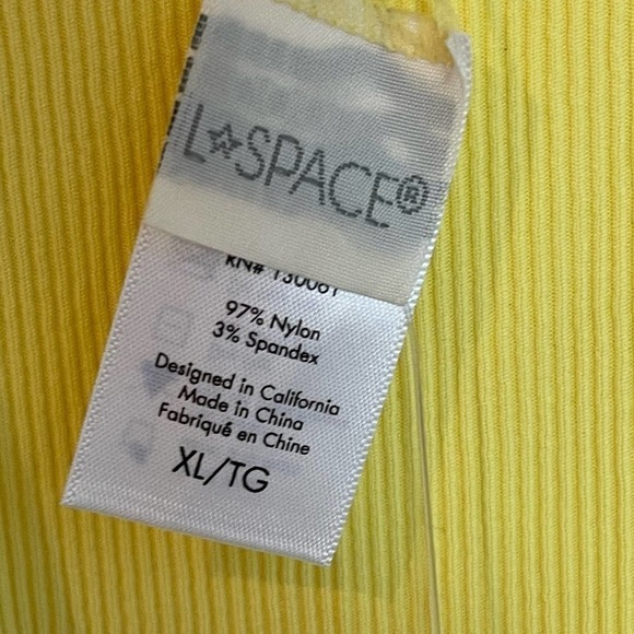 L Space Button-Down Ribbed Float On One Piece Swimsuit Yellow Womens Size XL NWT - Picture 14 of 14
